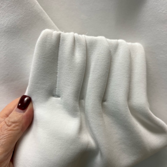 Calia XL NEW With Tags Soft scuba Golf Crew - Pure White Small Dirt Spots shown - Picture 8 of 13